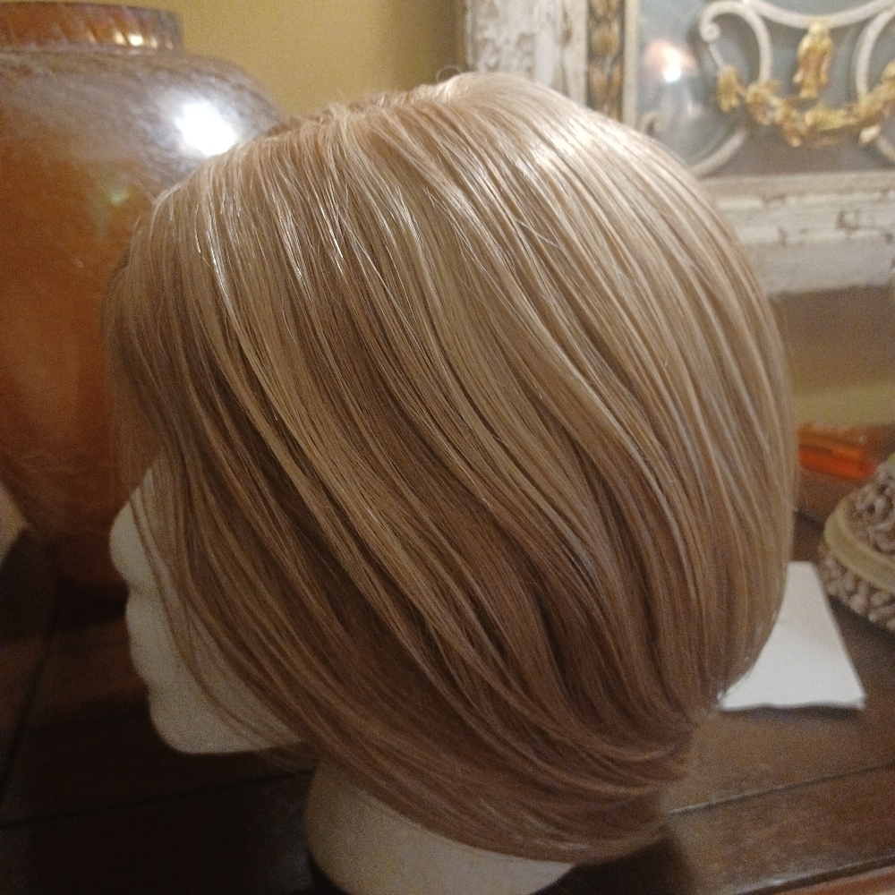 Zoey by Envy Wig